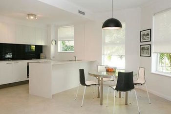 The Emerald Resort Noosa - Sydney 4u 57