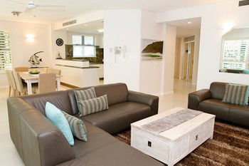 The Emerald Resort Noosa - Sydney 4u 60