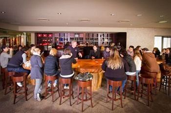 Potters Hotel Brewery Resort - Sydney 4u 11