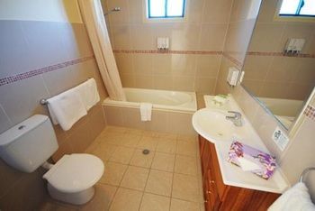 Potters Hotel Brewery Resort - Sydney 4u 40