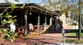 Potters Hotel Brewery Resort - Sydney 4u 47