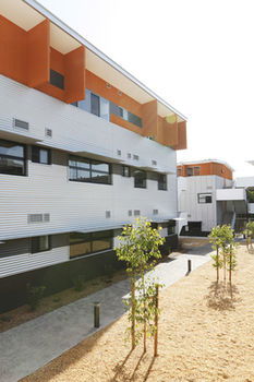 Western Sydney University Village- Parramatta Campus - Sydney 4u 60