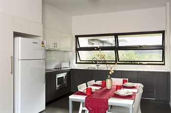 Western Sydney University Village- Parramatta Campus - Sydney 4u 24