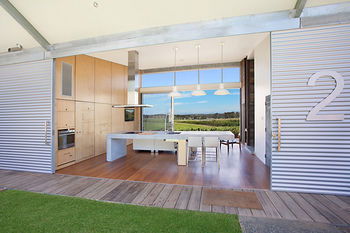The Longhouse - Sydney 4u 8
