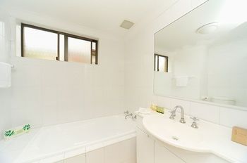 Waldorf Eastwood Residential Apartments - Accommodation Sydney 8