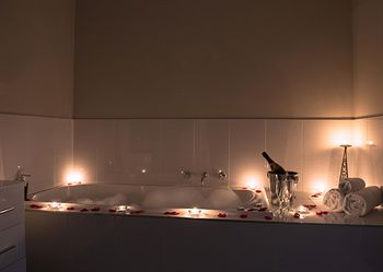 De'Vine Escape - Accommodation Sydney 7