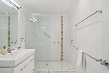 Eden Lodge - Accommodation Sydney 4