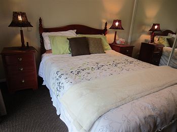 Eden Lodge - Accommodation Sydney 0
