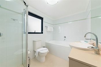 Wyndel Apartments - Herbert - Accommodation Sydney 4