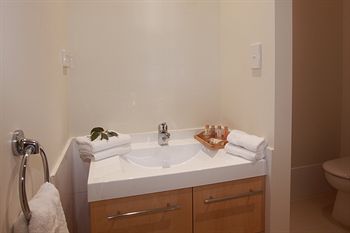 H Boutique Hotel - Accommodation Sydney 2