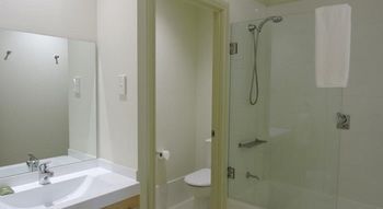 H Boutique Hotel - Accommodation Sydney 10