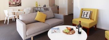 H Boutique Hotel - Accommodation Sydney 18