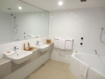 Dingley International Hotel - Sydney 4u 9