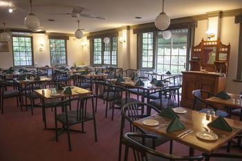 Colonial Terrace Motor Inn - Sydney Resort 13