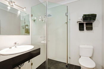 Colonial Terrace Motor Inn - Sydney Resort 15