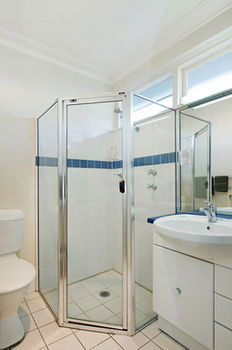 Colonial Terrace Motor Inn - Sydney Resort 16