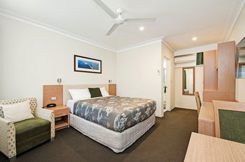 Colonial Terrace Motor Inn - Sydney Resort 21