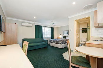 Colonial Terrace Motor Inn - Sydney Resort 26