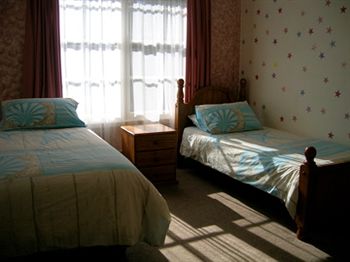 Australian Home Away @ Doncaster Grange Park - Accommodation Sydney 2