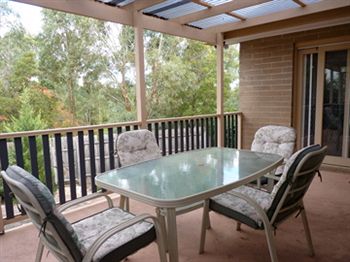 Australian Home Away @ Doncaster Grange Park - Accommodation Sydney 19