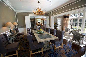 Parklands Country Gardens And Lodges - Sydney Resort 24