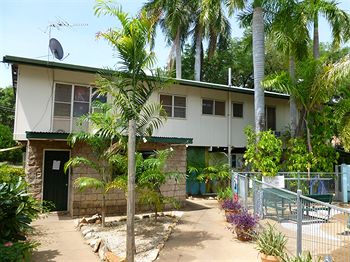 Palm Court Budget Motel Hostel/Backpackers - Sydney 4u 2