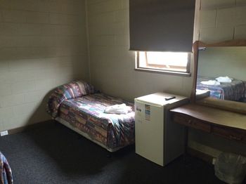 Golfview Hotel - Accommodation Sydney 3