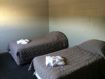 Golfview Hotel - Accommodation Sydney 5