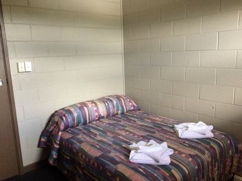 Golfview Hotel - Accommodation Sydney 6