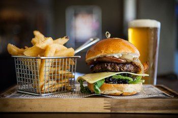 Golfview Hotel - Accommodation Sydney 20