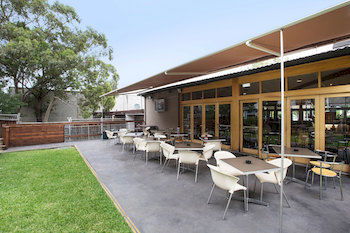 High Flyer Hotel - Sydney 4u 3
