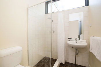High Flyer Hotel - Sydney 4u 14