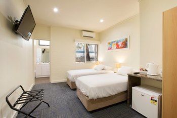 High Flyer Hotel - Sydney 4u 21
