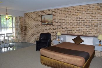 Airport Motel Sir Francis Drake - Accommodation Sydney 22
