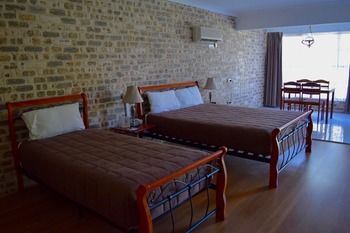 Airport Motel Sir Francis Drake - Accommodation Sydney 27