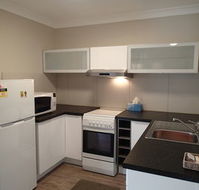 Dungowan Waterfront Apartments - Sydney 4u