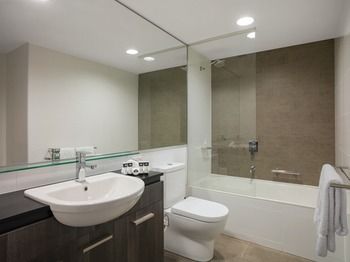 Adina Apartment Hotel Sydney Airport - Sydney 4u 7