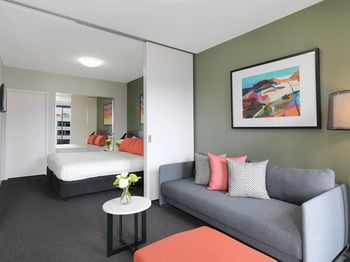 Adina Apartment Hotel Sydney Airport - Sydney 4u 8