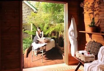 Mary Card's Coach House - Accommodation Sydney 2