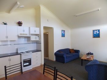 Ingenia Holidays Avina - Sydney 4u 3