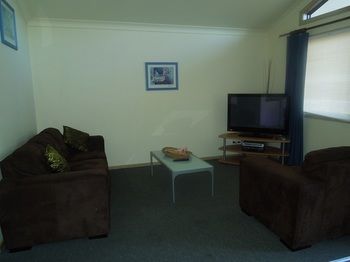 Ingenia Holidays Avina - Sydney 4u 4