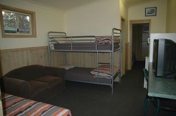 Ingenia Holidays Avina - Sydney 4u 10