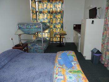 Ingenia Holidays Avina - Sydney 4u 13