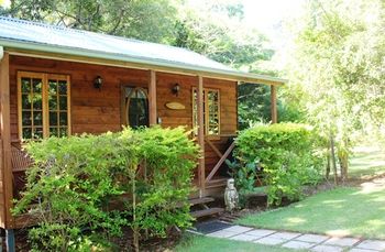 Sunshine Valley Cottages - Accommodation Sydney 10