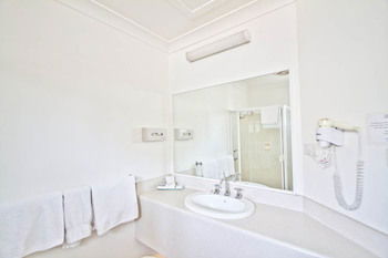 Branxton House Motel, Hunter Valley - Sydney 4u 7