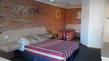 Branxton House Motel, Hunter Valley - Sydney 4u 12