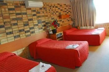 Palms Hotel Motel Chullora - Accommodation Sydney 0