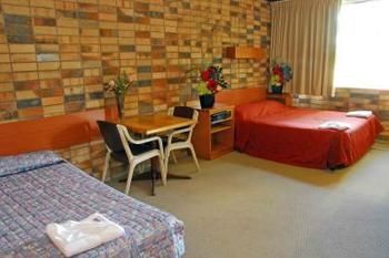 Palms Hotel Motel Chullora - Accommodation Sydney 1
