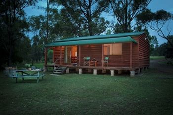 Hunter Hideaway Cottages - Sydney 4u 12