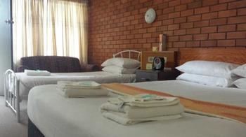 Hilldrop Motor Inn - Sydney 4u 6
